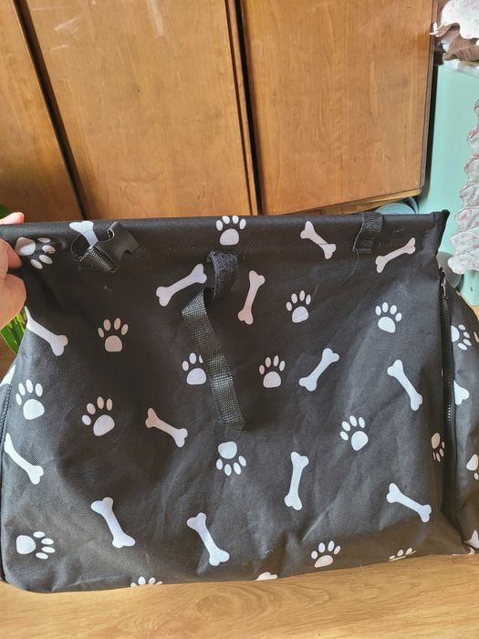 Кучешка постелка за куче