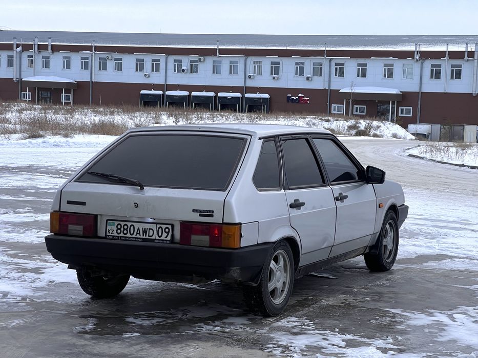 ВАЗ 2109  Инжектор 8кл