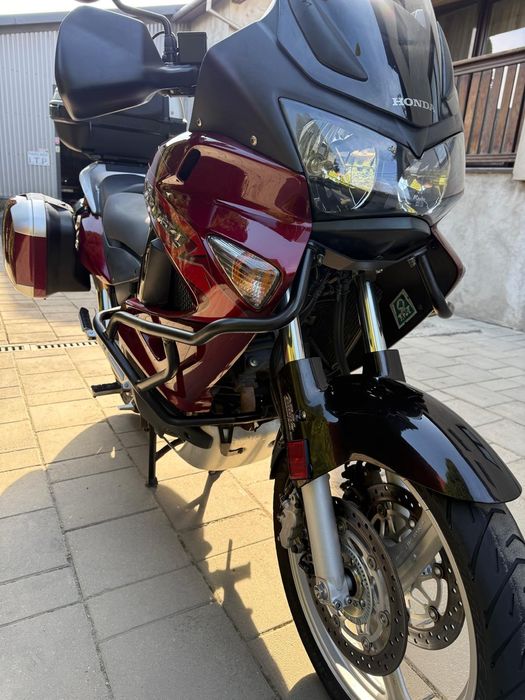 Vând Honda Varadero Travel