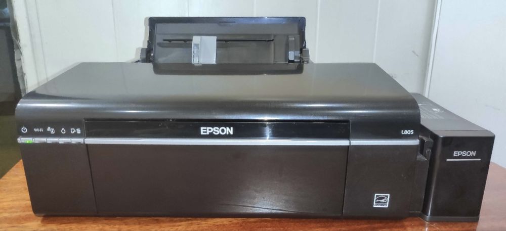 Принтер L805 Принтер