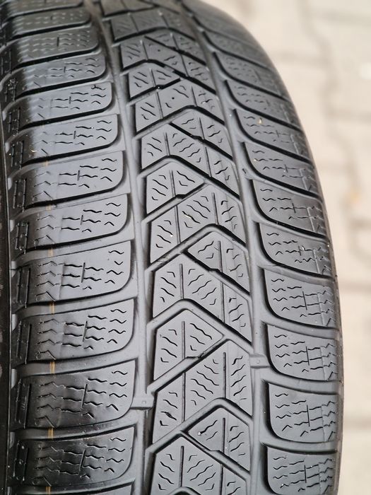 215 60 16 pirelli