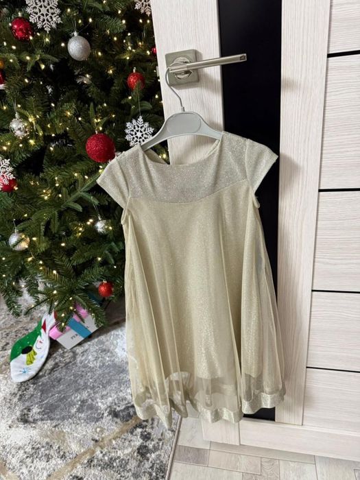 Платья на девочку