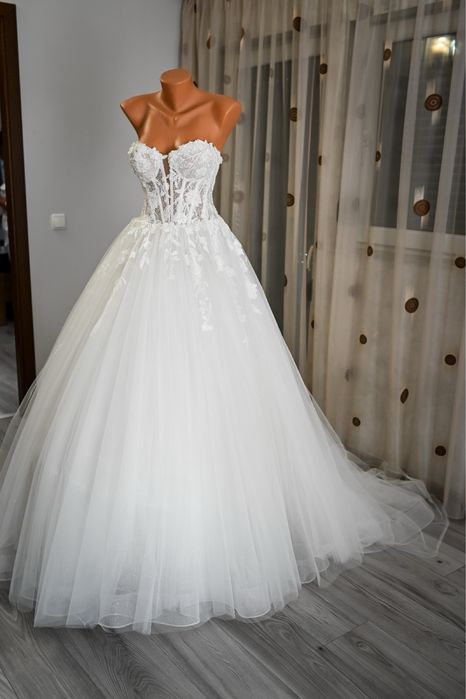 Rochie mireasa  printesa