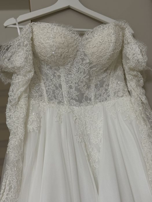 Булчинска/сватбена рокля