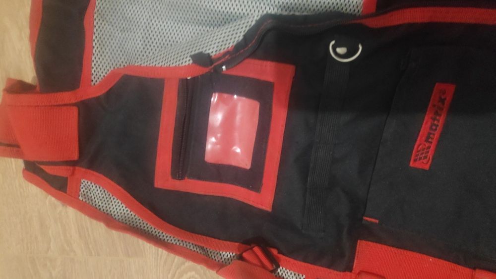 Продам костюм электрика