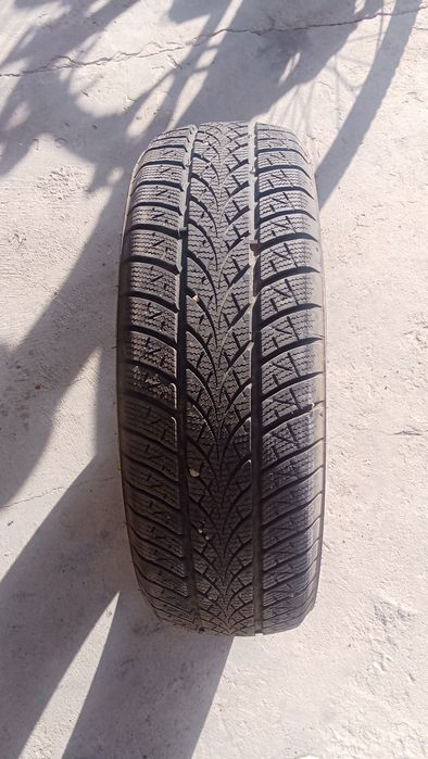 Покрышки зимние бу