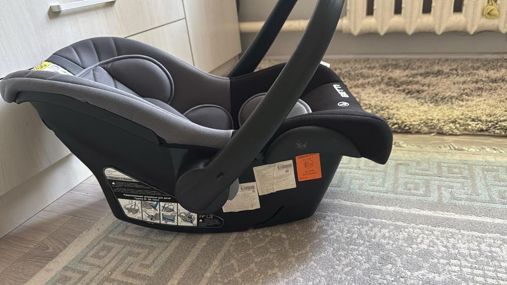 Автокресло детское  0+