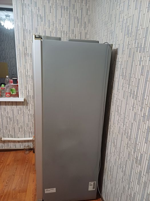 Холодильник LG продам