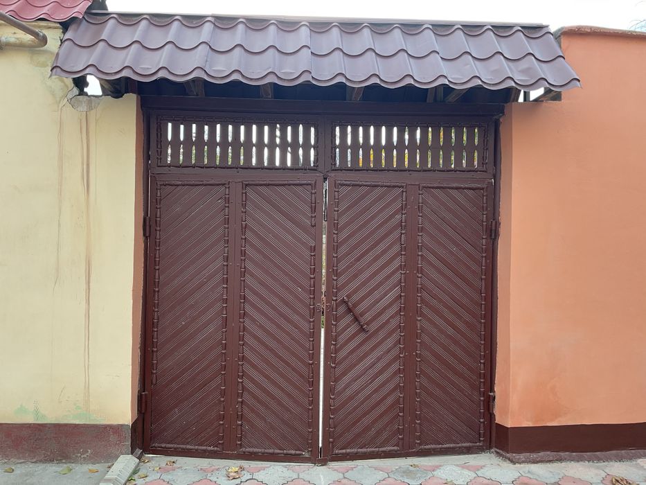 Дарвоза тахта. Ранги жигам