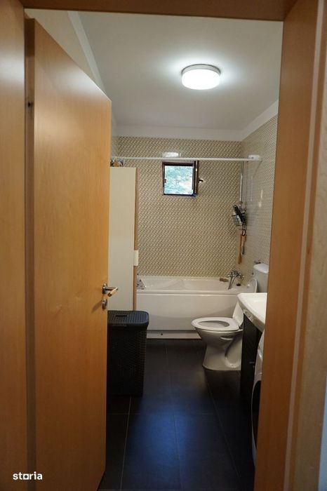 Apartament 2 camere, decomandat, mobilat, zona Bucovina