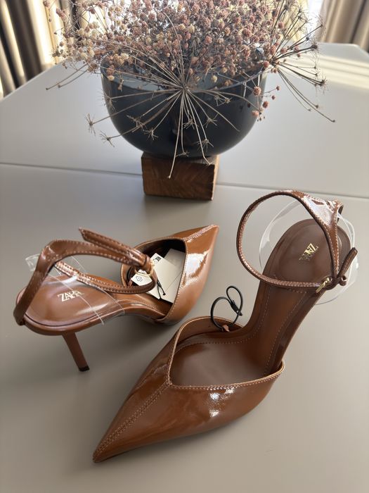 Обувки на ток Zara