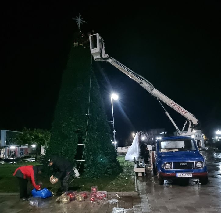 Услуги с Мобилна Вишка до 16 метра - по договаряне