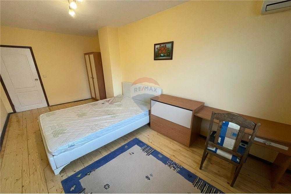 Дава се под наем Тристаен апартамент в Варна, Завод Дружба - 115 кв.м за 612 € - Снимка #9