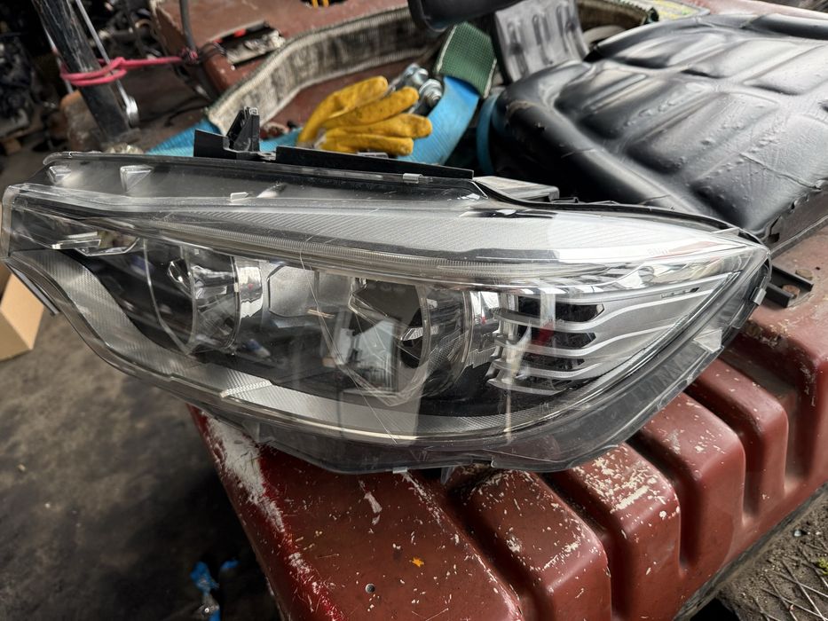 Ляв фар Бмв ф32 Ф33 Ф36(adaptiv led Bmw F32 F36)