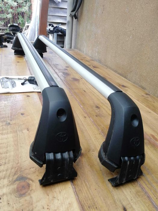 Оригинални греди, багажник за Тойота Авенсис 2 и 3 седан 2003-2018