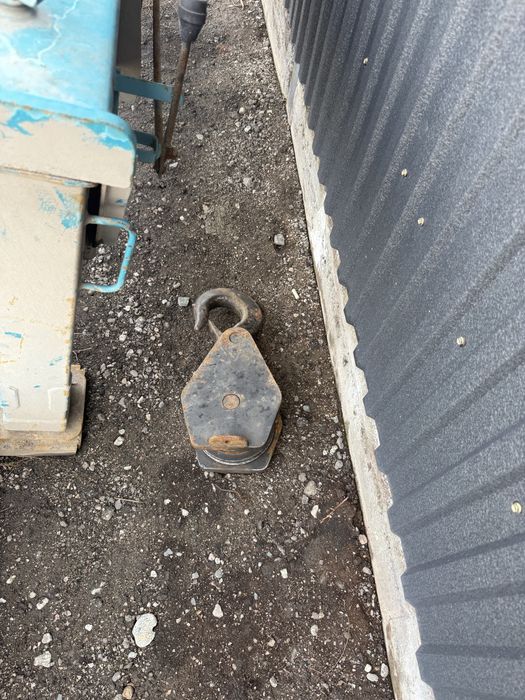 Продам кран манипулятор 3T