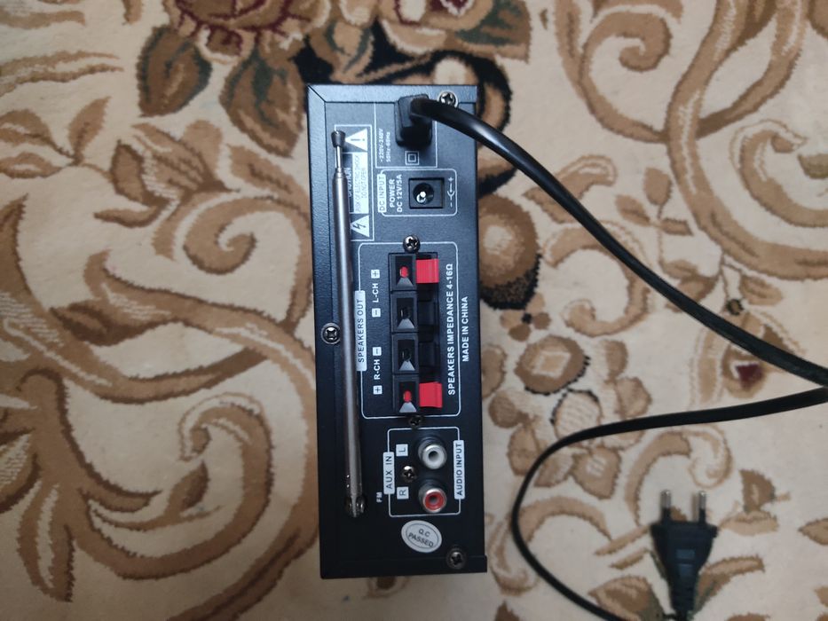 Вибро динамик( с усилителем)