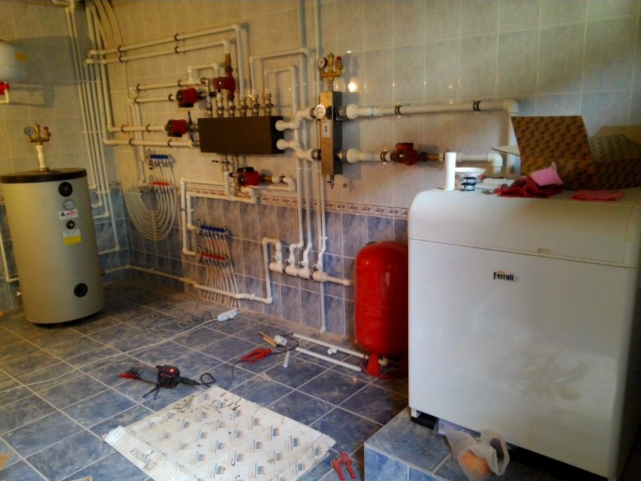 Опытный сантехник: монтаж теплого пола, котлов , сантехники!