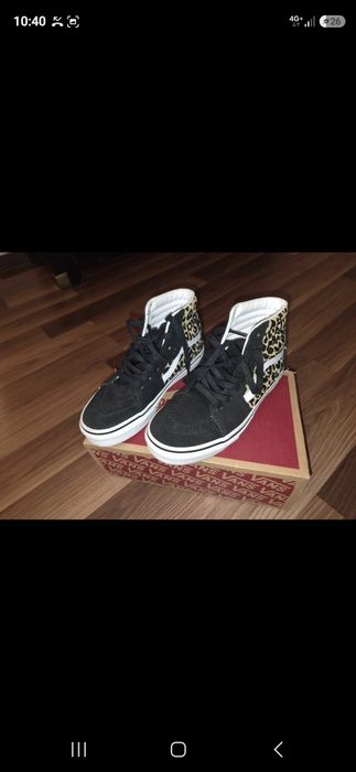 Teniși Vans of the wall
