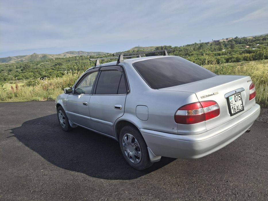 Продам автомобиль Тайота королла