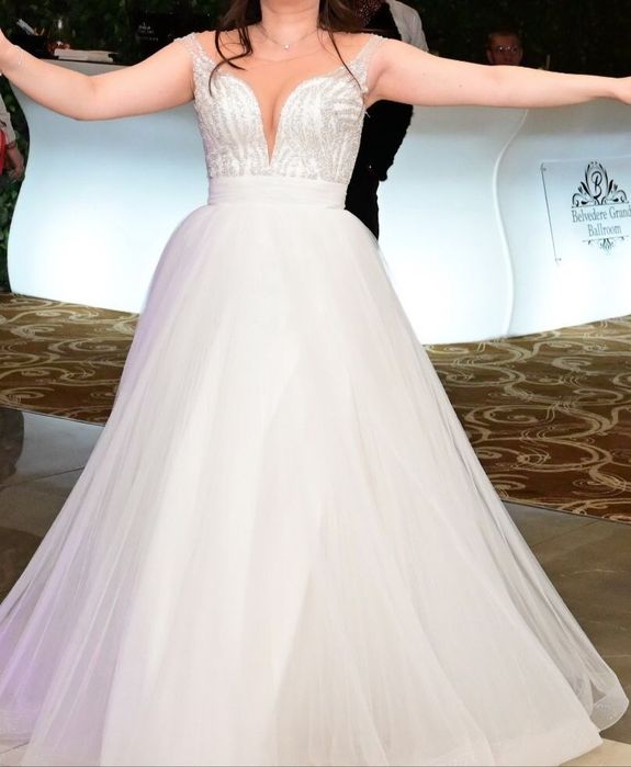 Vand Rochie de Mireasa