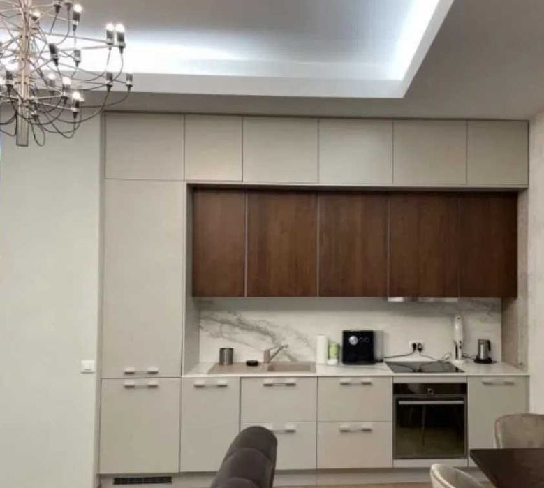 Дава се под наем Едностаен апартамент в Бургас, Ветрен - 35 кв.м за 188.7 € - Снимка #1