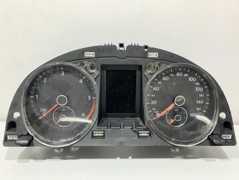 Ceasuri bord anglia Volkswagen Passat CC (2008-2012) 2.0 tdi CBBB 3C8920970E