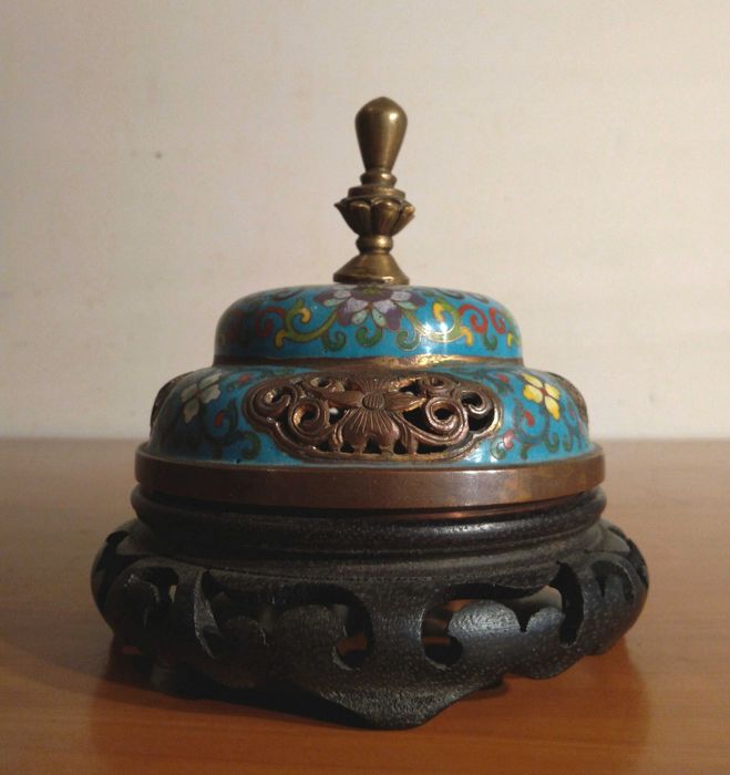 Vas asiatic imperial |bronz si email cloisonné| piesa veche si rara