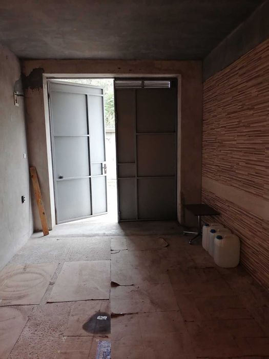 Дава се под наем Гараж / Паркомясто в Русе, Веждата - 20 кв.м за 86.7 € - Снимка #3