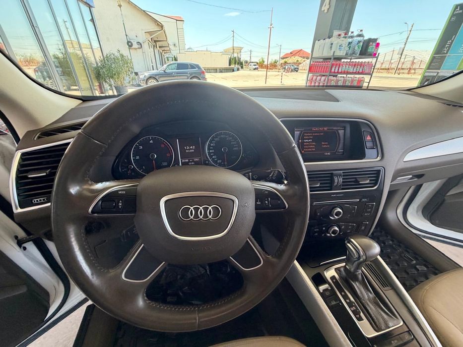 Audi Q5 Motor 2.0 Cutie Automata 177CP euro5