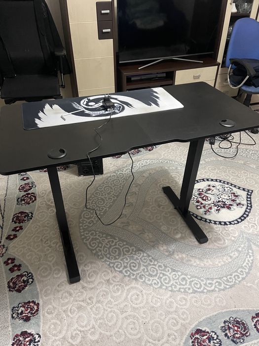 Стол регулируемый defender