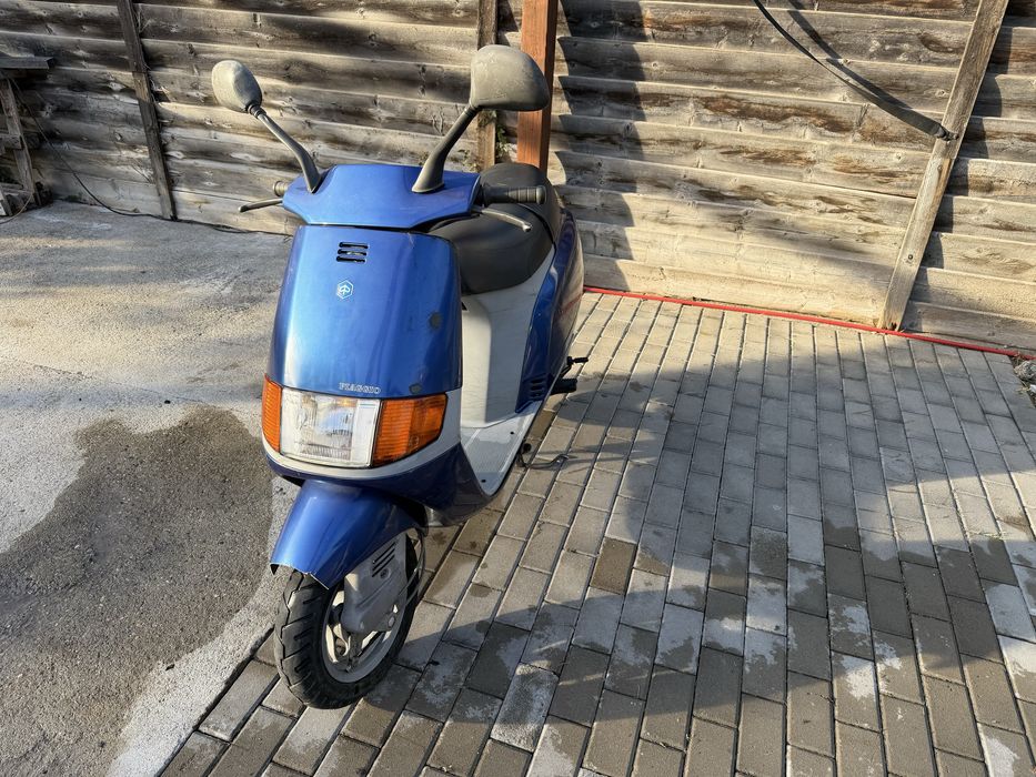 Scuter Piaggio NSL 49 cmc Moped Motoreta Motoscuter