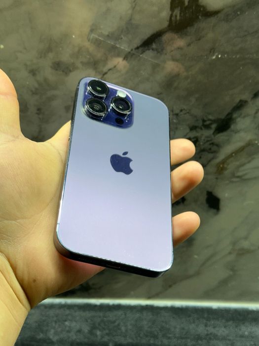 Продам Айфон 14 про