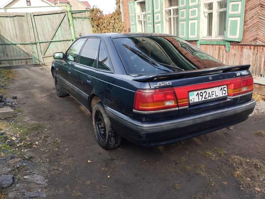 Продам автомобиль Мазду