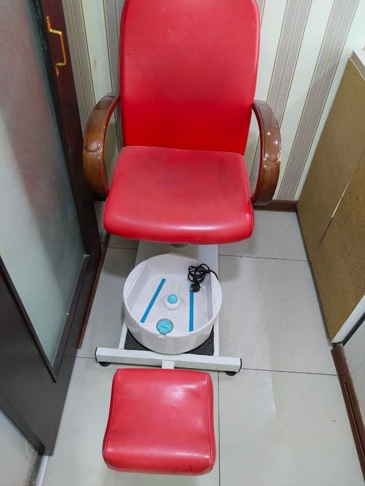 кресло для парикмахера