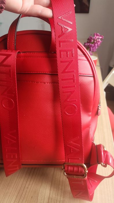 Червена раница Valentino
