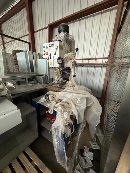 Продам Фрезерный станок