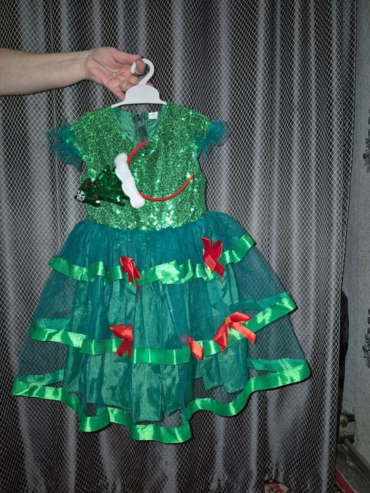 Продам платье "Ёлочка"