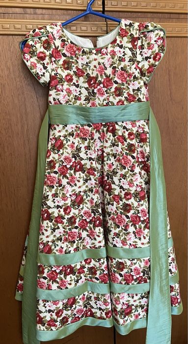 Детское нарядное платье