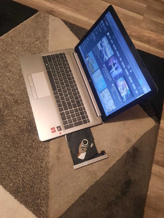 HP Ryzen 3 2200U RAMI 8 GB DDR4