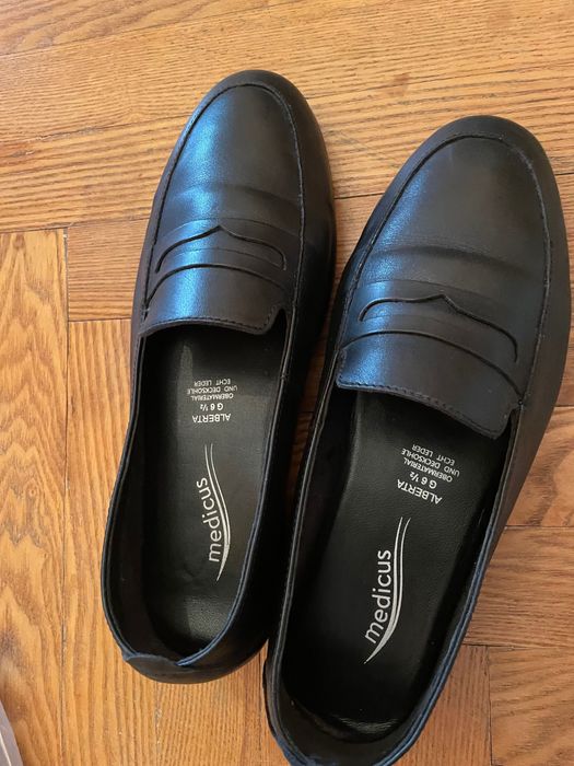 Продам  кожаные  мокасины   Из Германии ,  39-40 .