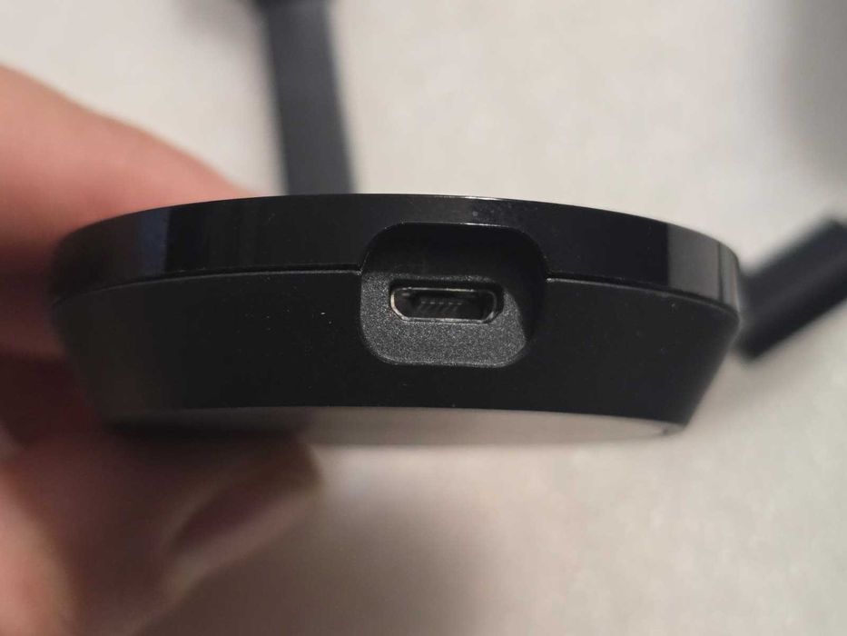 Chromecast Google Chromecast Ultra Model model NC2-6A5-D 4K HDR