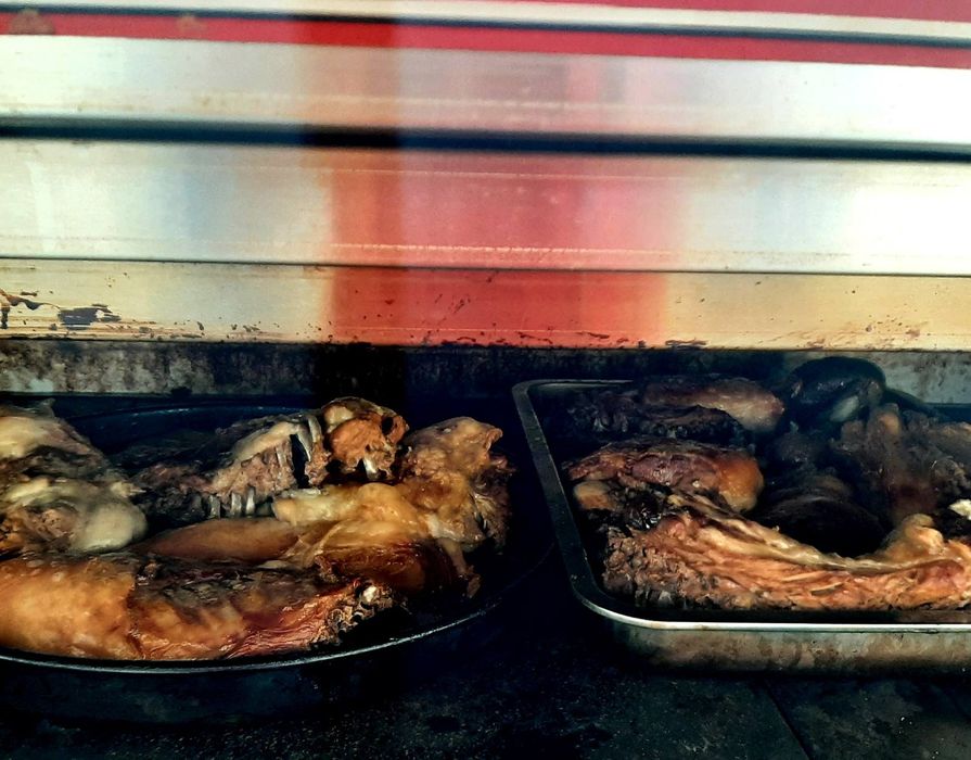 Продавам професионална фурна побира 3 броя тави 60х40