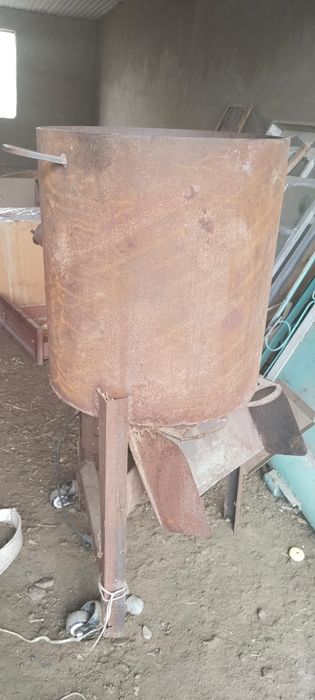 Дробилка почти новая