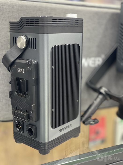 Neewer AS 600 Bi color 2700K-6500K