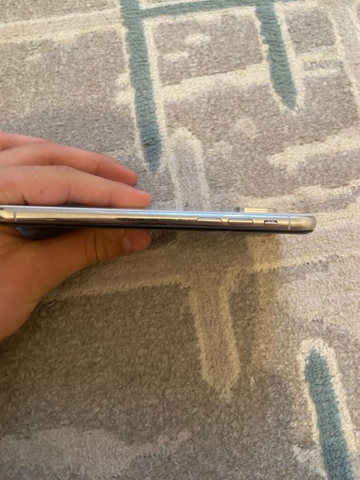 надо айфон 11 состаяние в идеале