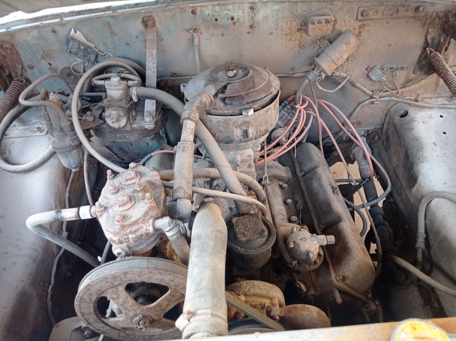 Zil 130 v1 holati yaxshi