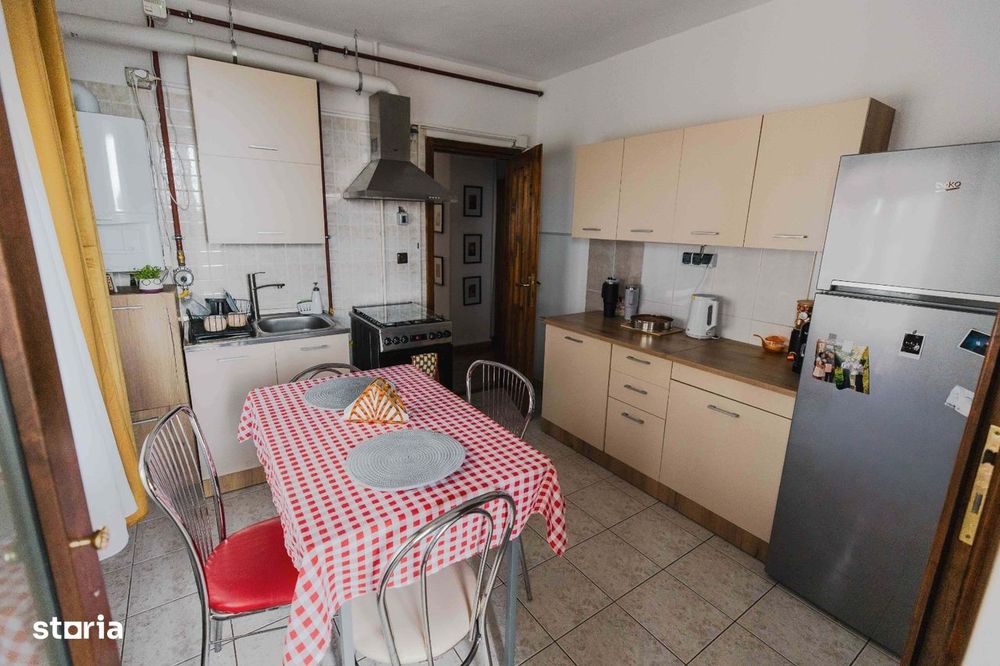 Apartament 4 camere ultra central