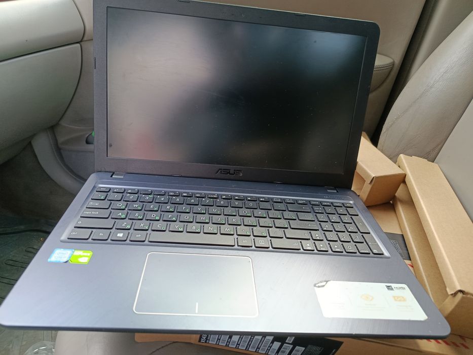 Ноутбук хороший состояние