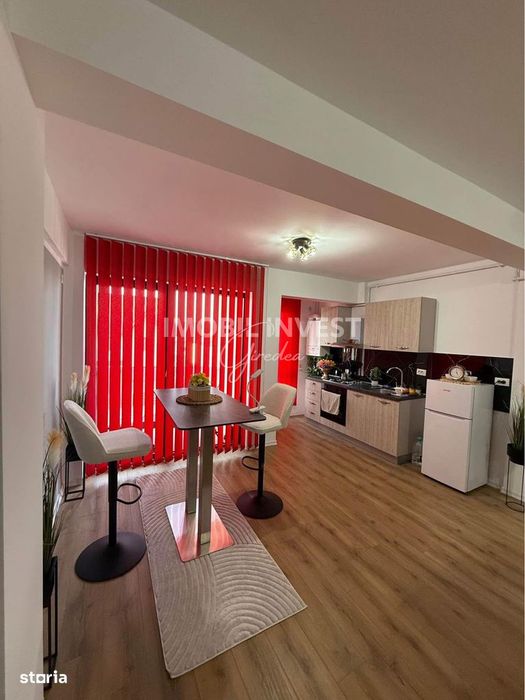 Ap. 78 mp utili|3 camere|2 balcoane|Baie cu geam|Decomandat|Etaj 1